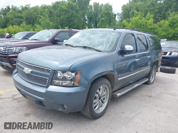 2008 Chevrolet Suburban LTZ with VIN 3GNFK16368G198691, listed as a IAAI auction lot 42305176 with 273,814 mi miles and . Bid and sale history available at DreamBid. Image 2.