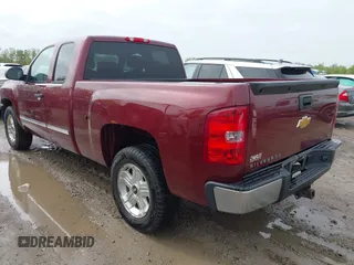 2013 Chevrolet Silverado 1500 LT with VIN 1GCRKSE74DZ398351, listed as a IAAI auction lot 42198969 with 184,962 mi miles and . Bid and sale history available at DreamBid. Image 3.