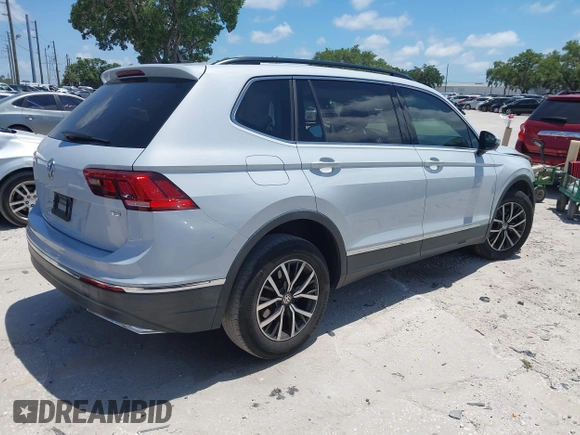 2018 Volkswagen Tiguan SEL с VIN 3VV3B7AX2JM018897, выставлен на аукционе IAAI как лот 42313472 с пробегом 97 362 миль миль и . История ставок и продаж доступна на DreamBid. Изображение 4.