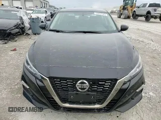 2019 Nissan Altima SR with VIN 1N4BL4CV3KC159178, listed as a Copart auction lot 53447525 with 33,590 mi miles and Salvage Title. Bid and sale history available at DreamBid. Image 11.