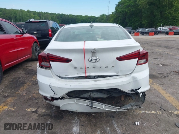 2020 Hyundai Elantra Value Edition z VIN 5NPD84LF7LH543676, wystawiony jako IAAI lot #42198725 z przebiegiem 112 802 mil mil oraz . Historia ofert i sprzedaży dostępna na DreamBid. Obrazek 16.