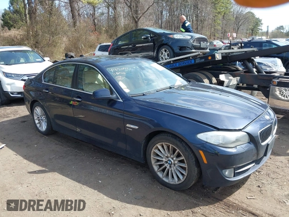 2011 BMW 5 Series 535i xDrive with VIN WBAFU7C52BC876825, listed as a IAAI auction lot 41891054 with 170,747 mi miles. Bid and sale history available at carsss.com. Image 1.