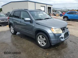 2006 Suzuki Grand Vitara Luxury z VIN JS3TE947164101951, wystawiony jako Copart lot #70110914 z przebiegiem 304 718 mil mil oraz Szkoda całkowita • Salvage title. Historia ofert i sprzedaży dostępna na DreamBid. Obrazek 4.