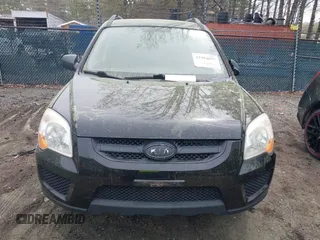 2010 Kia Sportage LX with VIN KNDKG3A4XA7727906, listed as a IAAI auction lot 41954677 with 161,971 mi miles and . Bid and sale history available at carsss.com. Image 6.