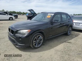 2015 BMW X1 xDrive28i with VIN WBAVL1C56FVY35815, listed as a Copart auction lot 52996755 with 0 mi miles and Clean Title. Bid and sale history available at carsss.com. Image 1.