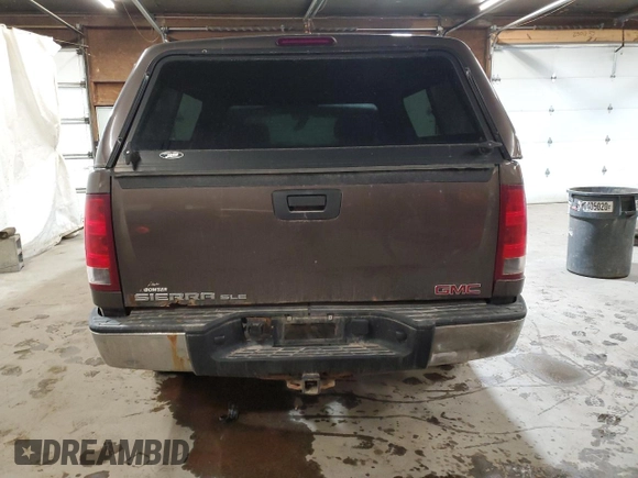 2008 GMC Sierra 1500 SLE1 z VIN 1GTEK19C88Z112135, wystawiony jako Copart lot #50772905 z przebiegiem 170 067 mil mil oraz Szkoda całkowita • Salvage title. Historia ofert i sprzedaży dostępna na DreamBid. Obrazek 6.