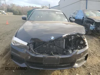 2020 BMW 5 Series 540i xDrive z VIN WBAJS3C00LCD90757, wystawiony jako Copart lot #77808054 z przebiegiem 67 606 mil mil oraz Szkoda całkowita • Salvage title. Historia ofert i sprzedaży dostępna na DreamBid. Obrazek 5.