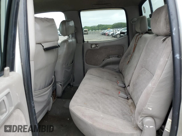2003 Toyota Tacoma PreRunner z VIN 5TEGN92N83Z248336, wystawiony jako Copart lot #61732895 z przebiegiem 175 673 mil mil oraz Czysty tytuł • Clean title. Historia ofert i sprzedaży dostępna na DreamBid. Obrazek 10.