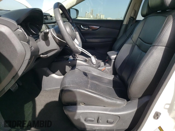 2019 Nissan Rogue S with VIN 5N1AT2MTXKC806601, listed as a Copart auction lot 49001305 with 68,982 mi miles and Salvage Title. Bid and sale history available at carsss.com. Image 7.