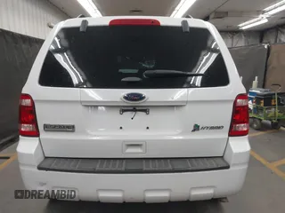 2011 Ford Escape Hybrid с VIN 1FMCU5K36BKC53834, выставлен на аукционе IAAI как лот 42255622 с пробегом 90 271 миль миль и . История ставок и продаж доступна на DreamBid. Изображение 16.