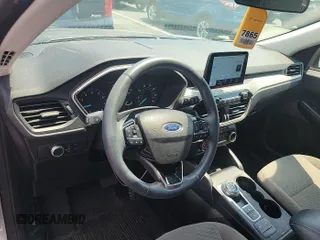 2022 Ford Escape SE with VIN 1FMCU9G61NUB32924, listed as a IAAI auction lot 42733772 with 68,597 mi miles and . Bid and sale history available at DreamBid. Image 17.