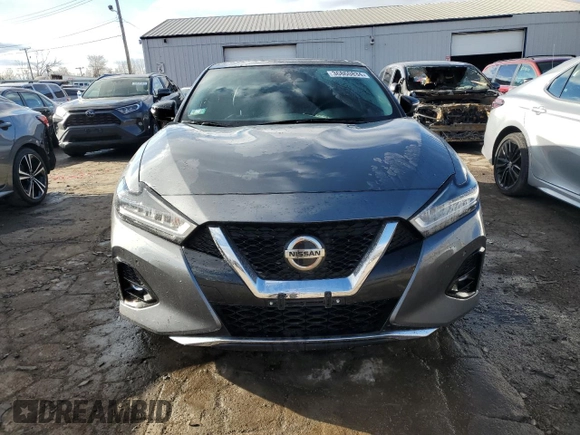 2020 Nissan Maxima Platinum with VIN 1N4AA6FVXLC380674, listed as a Copart auction lot 36860834 with 47,516 mi miles and Clean Title. Bid and sale history available at DreamBid. Image 5.
