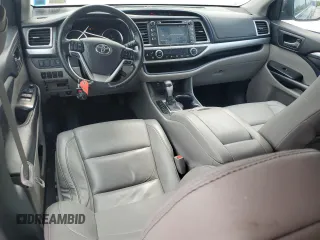 2018 Toyota Highlander Hybrid XLE with VIN 5TDJGRFHXJS048539, listed as a Copart auction lot 60134685 with 228,968 mi miles and Salvage title. Bid and sale history available at DreamBid. Image 8.