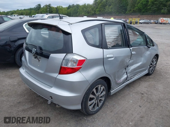 2013 Honda Fit Sport с VIN JHMGE8H59DC067410, выставлен на аукционе IAAI как лот 42319096 с пробегом 149 779 миль миль и . История ставок и продаж доступна на DreamBid. Изображение 4.