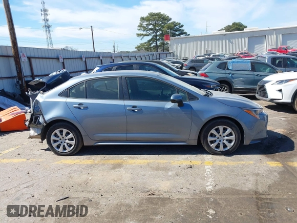 2022 Toyota Corolla LE with VIN JTDEPMAE6NJ191007, listed as a IAAI auction lot 41706494 with 20,227 mi miles. Bid and sale history available at carsss.com. Image 13.
