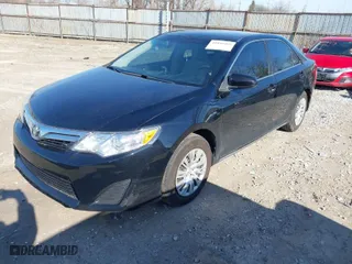 2012 Toyota Camry L with VIN 4T4BF1FKXCR176980, listed as a IAAI auction lot 41846368 with 190,645 mi miles. Bid and sale history available at carsss.com. Image 2.