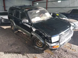 1997 Toyota 4Runner Limited with VIN JT3HN87R9V0073242, listed as a IAAI auction lot 41664630 with 189,225 mi miles. Bid and sale history available at carsss.com. Image 1.