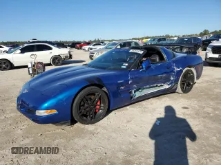 2003 Chevrolet Corvette with VIN 1G1YY22G635120354, listed as a Copart auction lot 89363525 with 124,226 mi miles and Salvage Title. Bid and sale history available at carsss.com. Image 1.