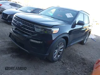 2020 Ford Explorer XLT with VIN 1FMSK7DH2LGB73800, listed as a IAAI auction lot 41069995 with 91,742 mi miles. Bid and sale history available at carsss.com. Image 2.