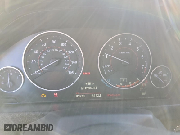 2016 BMW 4 Series 435i with VIN WBA3T3C5XG5A41617, listed as a Copart auction lot 82854044 with 93,213 mi miles and Salvage title. Bid and sale history available at DreamBid. Image 9.