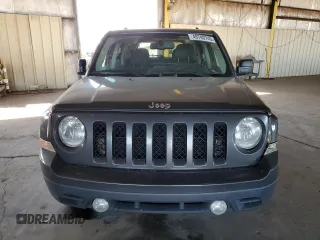 2017 Jeep Patriot Sport with VIN 1C4NJPBB6HD103941, listed as a Copart auction lot 49740745 with 137,664 mi miles and Salvage Title. Bid and sale history available at carsss.com. Image 5.