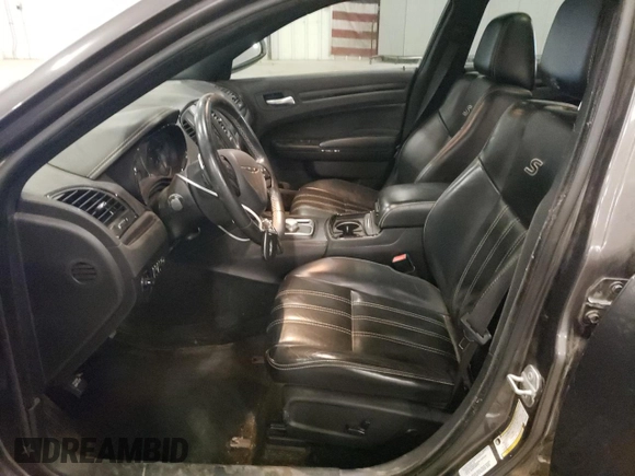 2015 Chrysler 300 with VIN 2C3CCAGG4FH892422, listed as a Copart auction lot 48292945 with 165,687 mi miles and Salvage Title. Bid and sale history available at carsss.com. Image 7.
