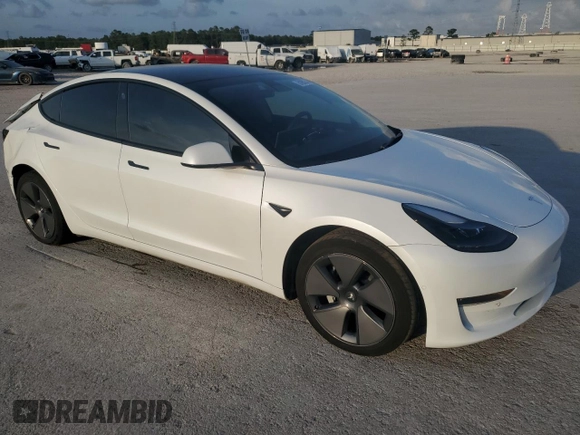 2022 Tesla Model 3 Long Range with VIN 5YJ3E1EB2NF201275, listed as a Copart auction lot 51952345 with 43,540 mi miles and Salvage Title. Bid and sale history available at DreamBid. Image 4.