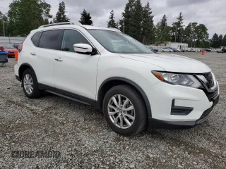 2020 Nissan Rogue S z VIN KNMAT2MTXLP524991, wystawiony jako Copart lot #57461135 z przebiegiem 76 147 mil mil oraz Szkoda całkowita • Salvage title. Historia ofert i sprzedaży dostępna na DreamBid. Obrazek 4.