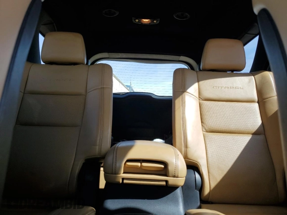 2014 Dodge Durango Citadel with VIN 1C4SDJETXEC331082, listed as a Copart auction lot 48679195 with 155,273 mi miles and Salvage title. Bid and sale history available at DreamBid. Image 10.