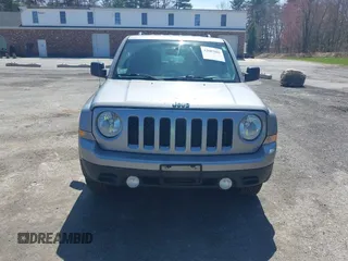 2016 Jeep Patriot Sport with VIN 1C4NJRBB8GD782248, listed as a IAAI auction lot 42087881 with 130,016 mi miles and . Bid and sale history available at carsss.com. Image 12.