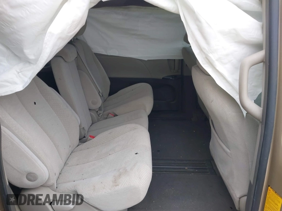 2011 Toyota Sienna LE AAS with VIN 5TDKK3DC4BS168541, listed as a IAAI auction lot 41564580 with Not Provided miles. Bid and sale history available at carsss.com. Image 8.