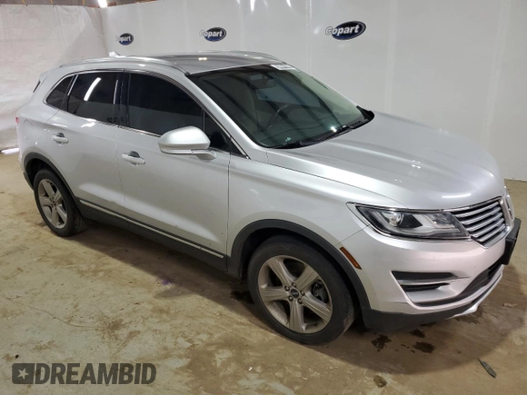 2017 Lincoln MKC Premiere with VIN 5LMCJ1C9XHUL19168, listed as a Copart auction lot 50961935 with 102,513 mi miles and Clean Title. Bid and sale history available at DreamBid. Image 4.