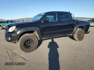 2015 Toyota Tacoma PreRunner z VIN 5TFJX4GN1FX049037, wystawiony jako Copart lot #48083045 z przebiegiem 99 136 mil mil oraz Szkoda całkowita • Salvage title. Historia ofert i sprzedaży dostępna na DreamBid. Obrazek 1.