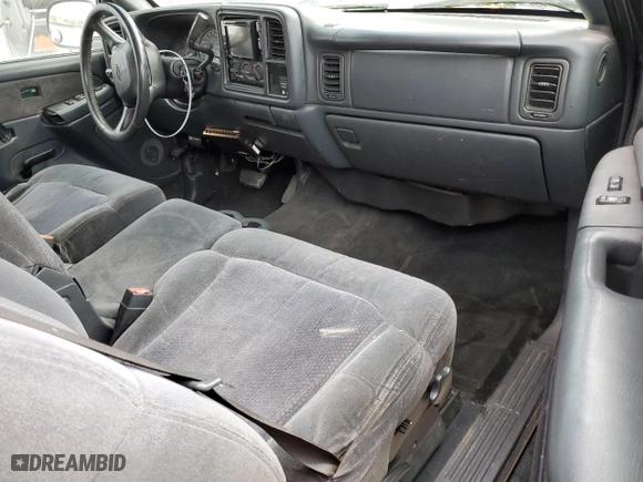 2001 Chevrolet Silverado 1500 LT with VIN 1GCEK19T31E337043, listed as a Copart auction lot 45755155 with 437,858 mi miles and Clean Title. Bid and sale history available at carsss.com. Image 8.