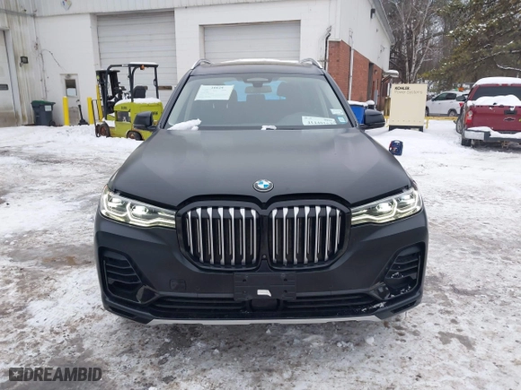2021 BMW X7 xDrive40i with VIN 5UXCW2C04M9G14524, listed as a IAAI auction lot 41440163 with 49,046 mi miles. Bid and sale history available at carsss.com. Image 13.