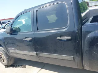 2008 Chevrolet Silverado 1500 Work Truck with VIN 2GCEC13C281152550, listed as a IAAI auction lot 42041387 with 245,633 mi miles and . Bid and sale history available at DreamBid. Image 14.