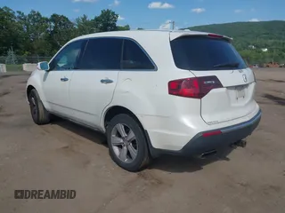 2013 Acura MDX with VIN 2HNYD2H24DH524918, listed as a IAAI auction lot 42602735 with Not provided miles and . Bid and sale history available at DreamBid. Image 3.