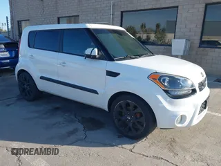 2013 Kia Soul + with VIN KNDJT2A63D7755506, listed as a IAAI auction lot 41852233 with 44,633 mi miles and . Bid and sale history available at DreamBid. Image 1.
