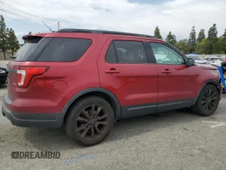 2018 Ford Explorer XLT with VIN 1FM5K8D83JGC94481, listed as a Copart auction lot 53166645 with 60,043 mi miles and Salvage Title. Bid and sale history available at carsss.com. Image 3.