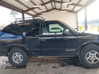 1999 Chevrolet Blazer LS with VIN 1GNCT18W3XK216840, listed as a IAAI auction lot 41534524 with 199,982 mi miles and . Bid and sale history available at DreamBid. Image 13.