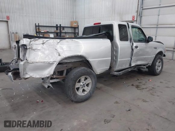 2005 Ford Ranger XL with VIN 1FTZR15E85PA45404, listed as a IAAI auction lot 41542137 with 1 mi miles. Bid and sale history available at carsss.com. Image 4.