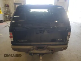 2005 Ford Excursion Eddie Bauer z VIN 1FMSU45P05ED40748, wystawiony jako Copart lot #55060805 z przebiegiem 286 908 mil mil oraz Szkoda całkowita • Salvage title. Historia ofert i sprzedaży dostępna na DreamBid. Obrazek 6.
