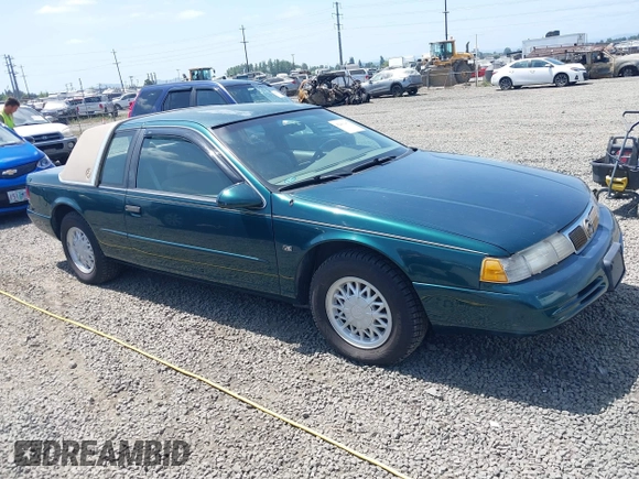 1995 Mercury Cougar z VIN 1MELM62W5SH606001, wystawiony jako IAAI lot #42461451 z przebiegiem 83 279 mil mil oraz . Historia ofert i sprzedaży dostępna na DreamBid. Obrazek 1.