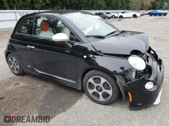 2014 FIAT 500e z VIN 3C3CFFGE6ET244735, wystawiony jako Copart lot #74112064 z przebiegiem 52 226 mil mil oraz Szkoda całkowita • Salvage title. Historia ofert i sprzedaży dostępna na DreamBid. Obrazek 4.