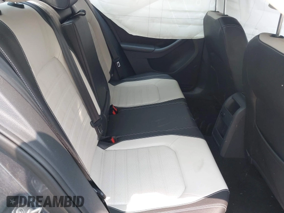 2015 Volkswagen Jetta SE with VIN 3VWD17AJ3FM400653, listed as a IAAI auction lot 42436240 with 149,022 mi miles and . Bid and sale history available at DreamBid. Image 8.