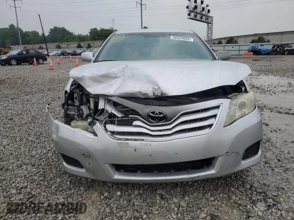 2010 Toyota Camry z VIN 4T1BF3EK1AU075962, wystawiony jako Copart lot #58929065 z przebiegiem 216 986 mil mil oraz Szkoda całkowita • Salvage title. Historia ofert i sprzedaży dostępna na DreamBid. Obrazek 5.
