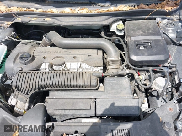 2013 Volvo C30 T5 with VIN YV1672MK1D2309946, listed as a IAAI auction lot 42059297 with 96,085 mi miles and . Bid and sale history available at DreamBid. Image 10.