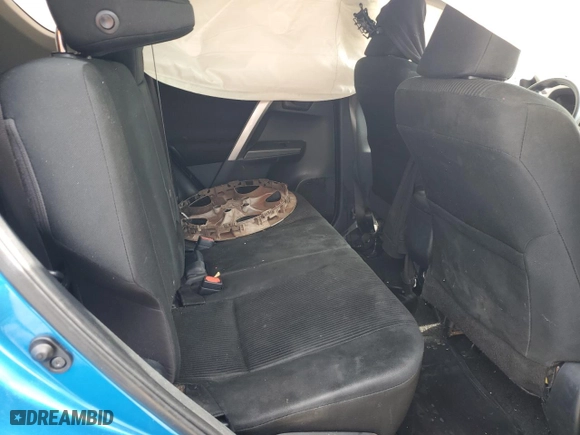 2018 Toyota RAV4 LE with VIN JTMZFREV0JJ174791, listed as a Copart auction lot 43975305 with 0 mi miles and Salvage Title. Bid and sale history available at carsss.com. Image 10.