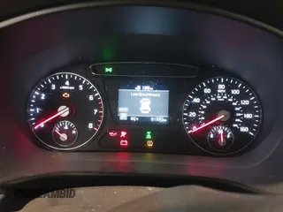 2019 Kia Sorento S V6 with VIN 5XYPGDA56KG483373, listed as a IAAI auction lot 41680817 with 91,970 mi miles. Bid and sale history available at carsss.com. Image 7.