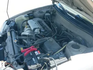 1999 Toyota Corolla VE z VIN 2T1BR12E7XC150944, wystawiony jako IAAI lot #42532533 z przebiegiem 127 126 mil mil oraz . Historia ofert i sprzedaży dostępna na DreamBid. Obrazek 13.